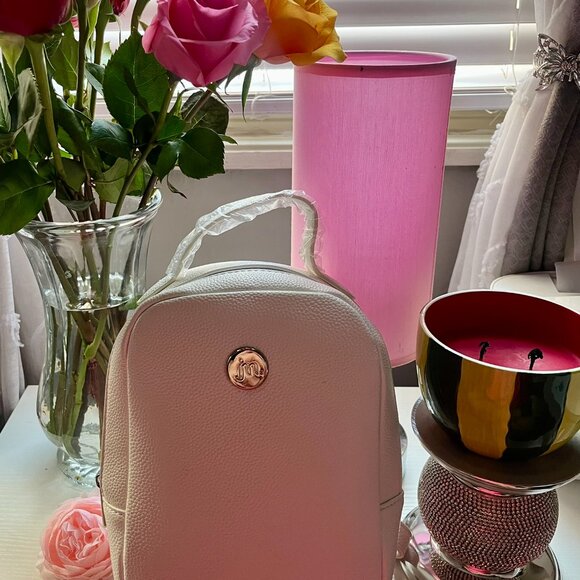 NWT Jessica Moore White Vegan Leather Mini Backpack - Picture 4 of 7